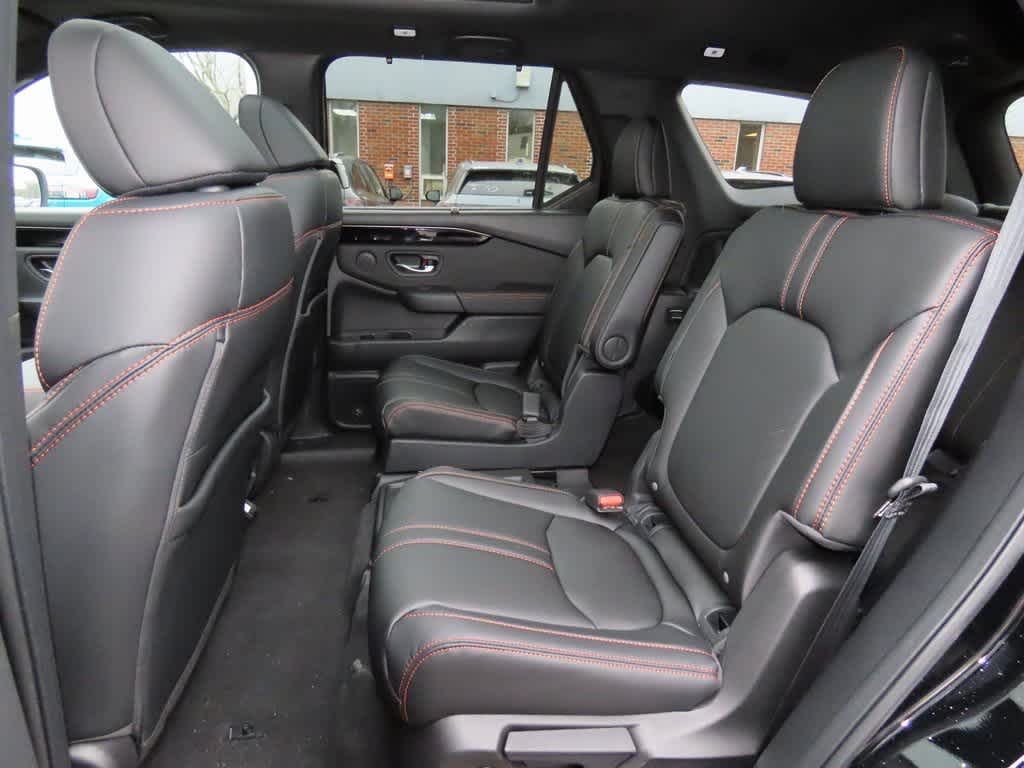 Thumbnail: 2026 Honda Pilot - 15