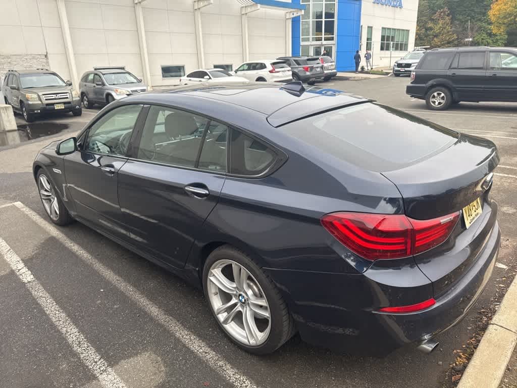 Thumbnail: 2015 BMW 5 Series - 10