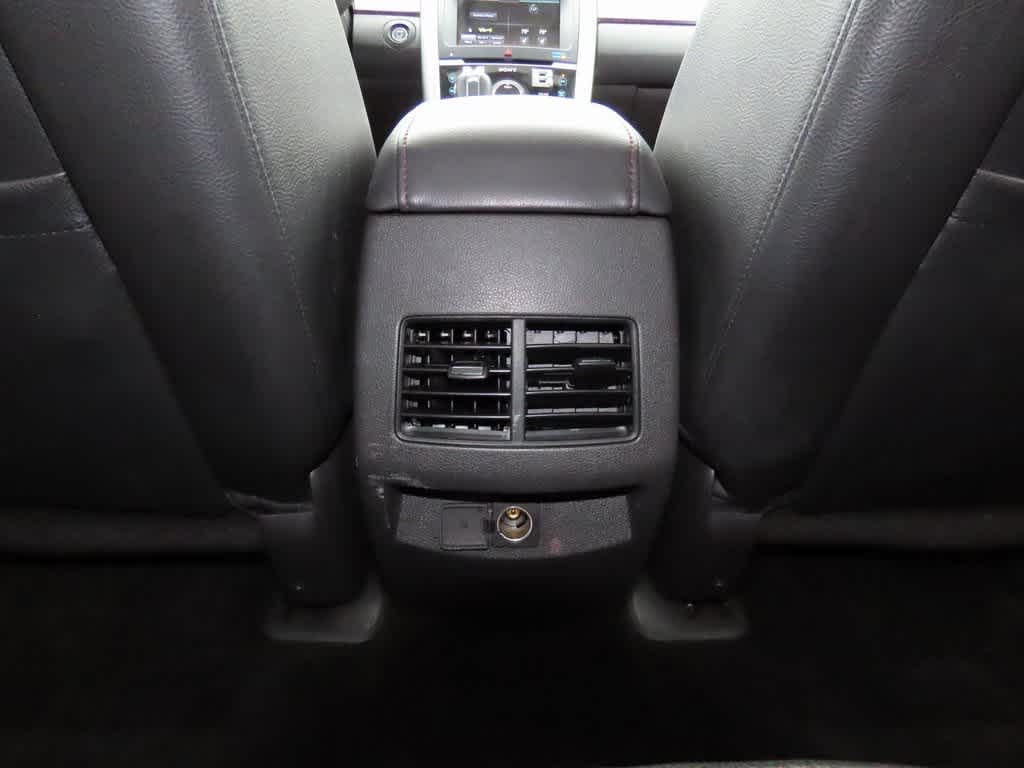 Thumbnail: 2013 Ford Edge - 25