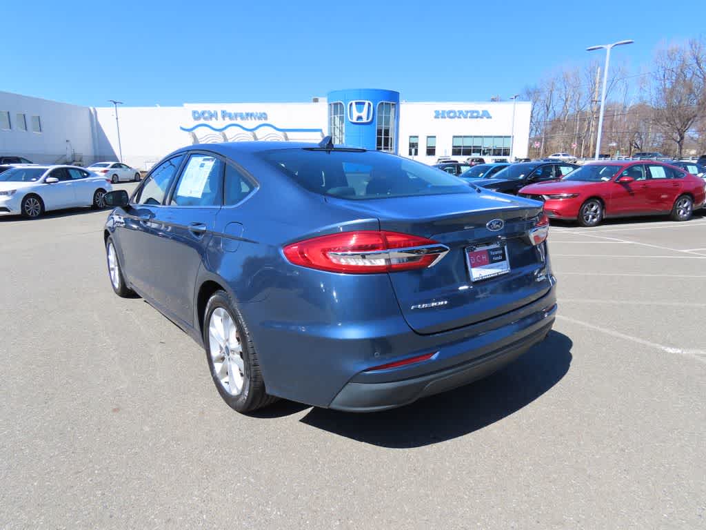 Thumbnail: 2019 Ford Fusion - 4