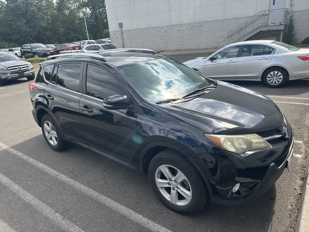Thumbnail: 2013 Toyota RAV4 - 6