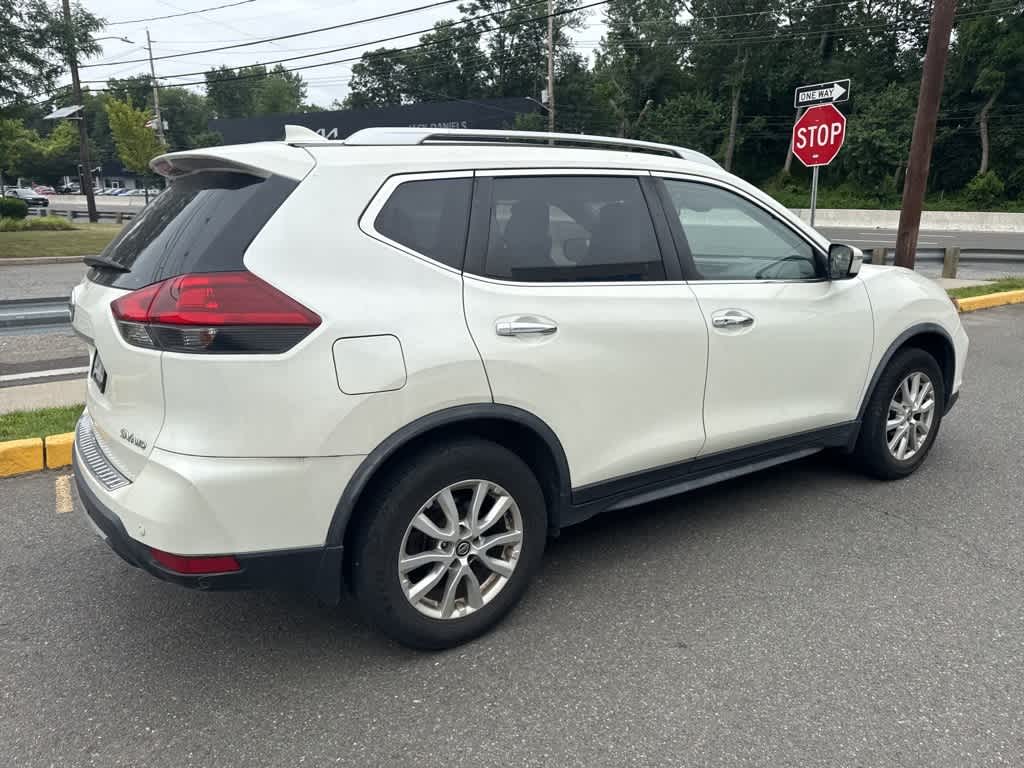 Thumbnail: 2020 Nissan Rogue - 12