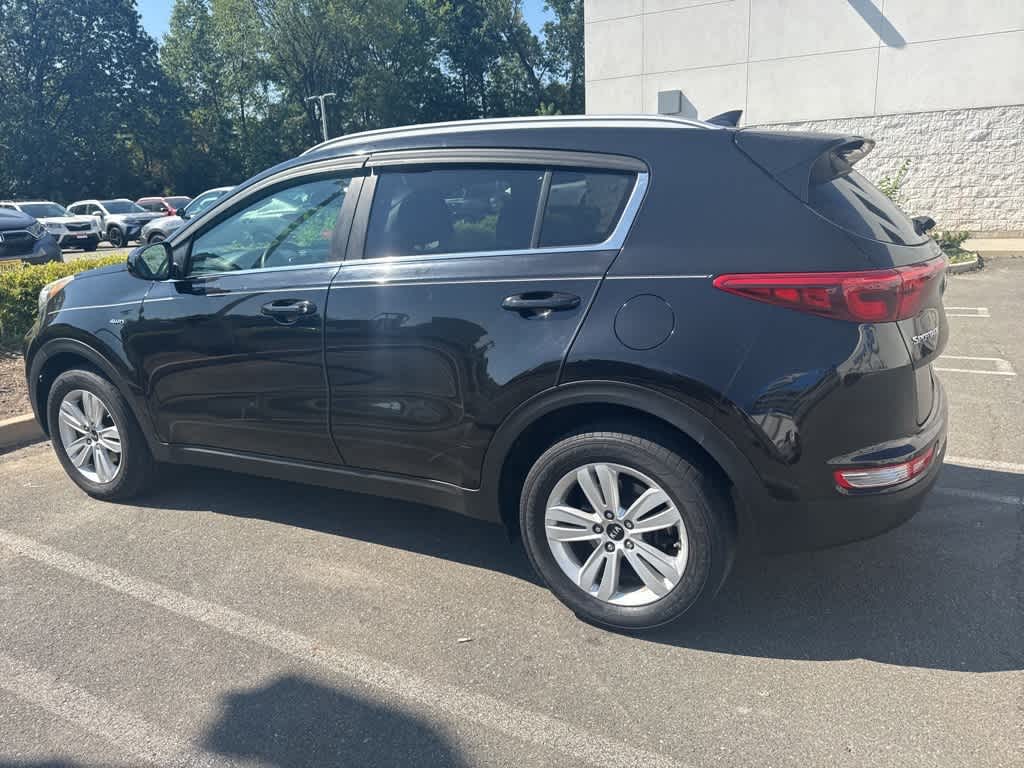 Thumbnail: 2017 Kia Sportage - 9