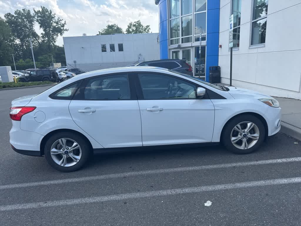 Thumbnail: 2014 Ford Focus - 6