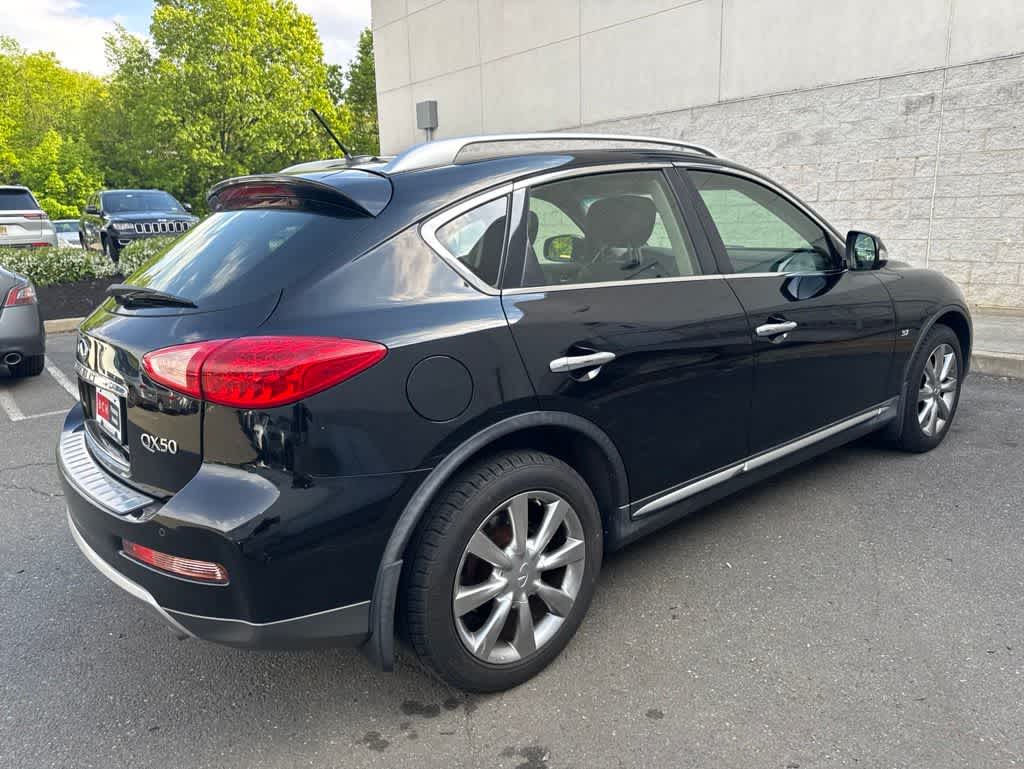 Thumbnail: 2017 INFINITI QX50 - 9