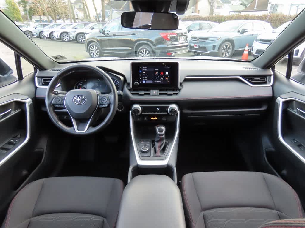 Thumbnail: 2023 Toyota RAV4 - 18