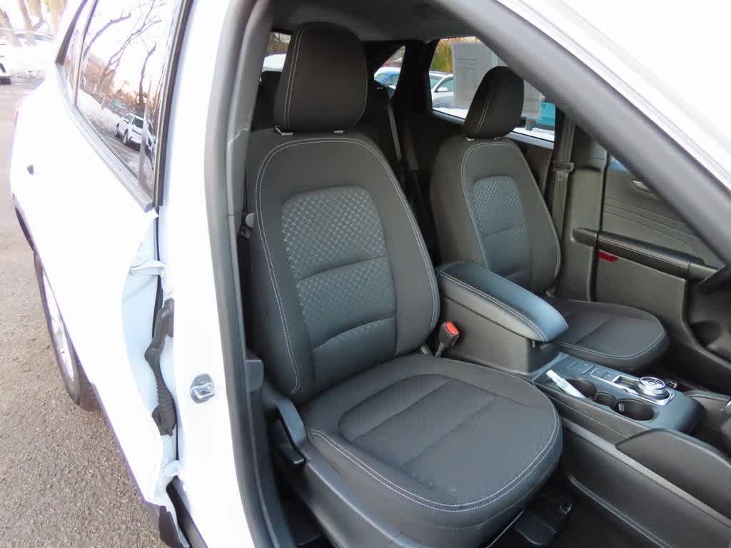 Thumbnail: 2024 Ford Escape - 17