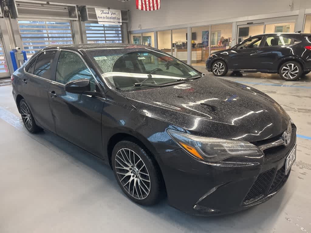 Thumbnail: 2015 Toyota Camry - 4