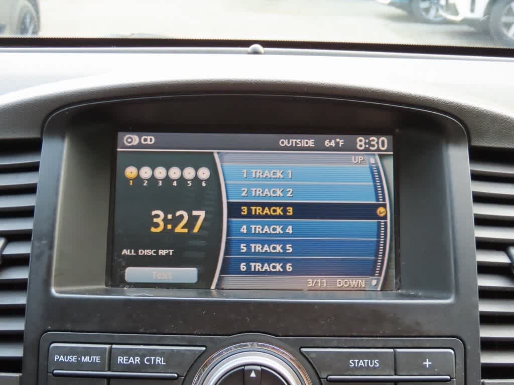 Thumbnail: 2011 Nissan Pathfinder - 21