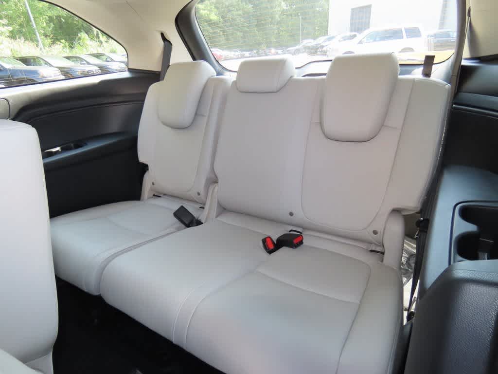 Thumbnail: 2026 Honda Odyssey - 14