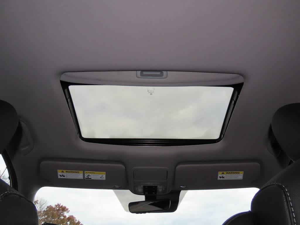 Thumbnail: 2022 Honda Pilot - 25