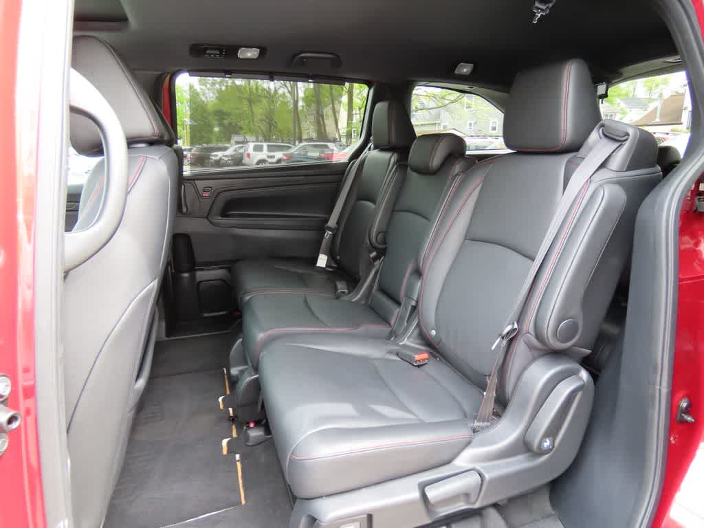 Thumbnail: 2025 Honda Odyssey - 14