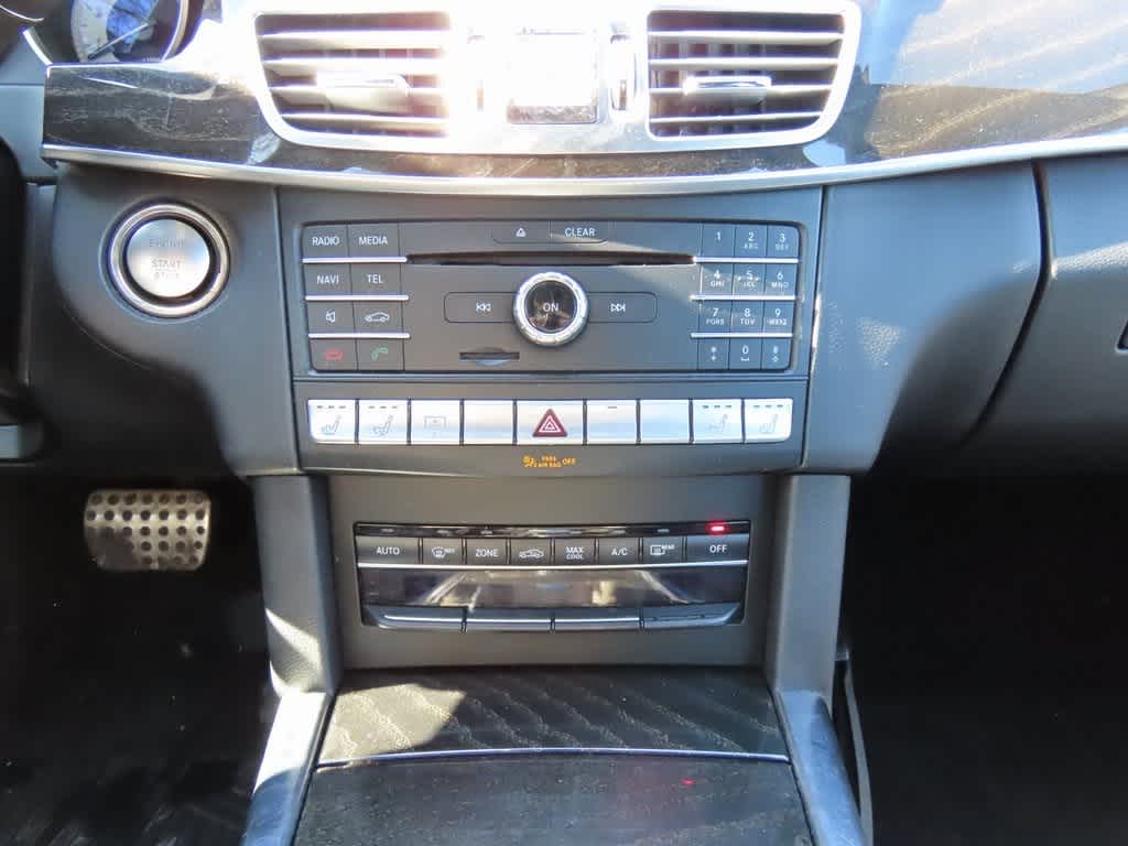 Thumbnail: 2016 Mercedes-Benz E-Class - 22