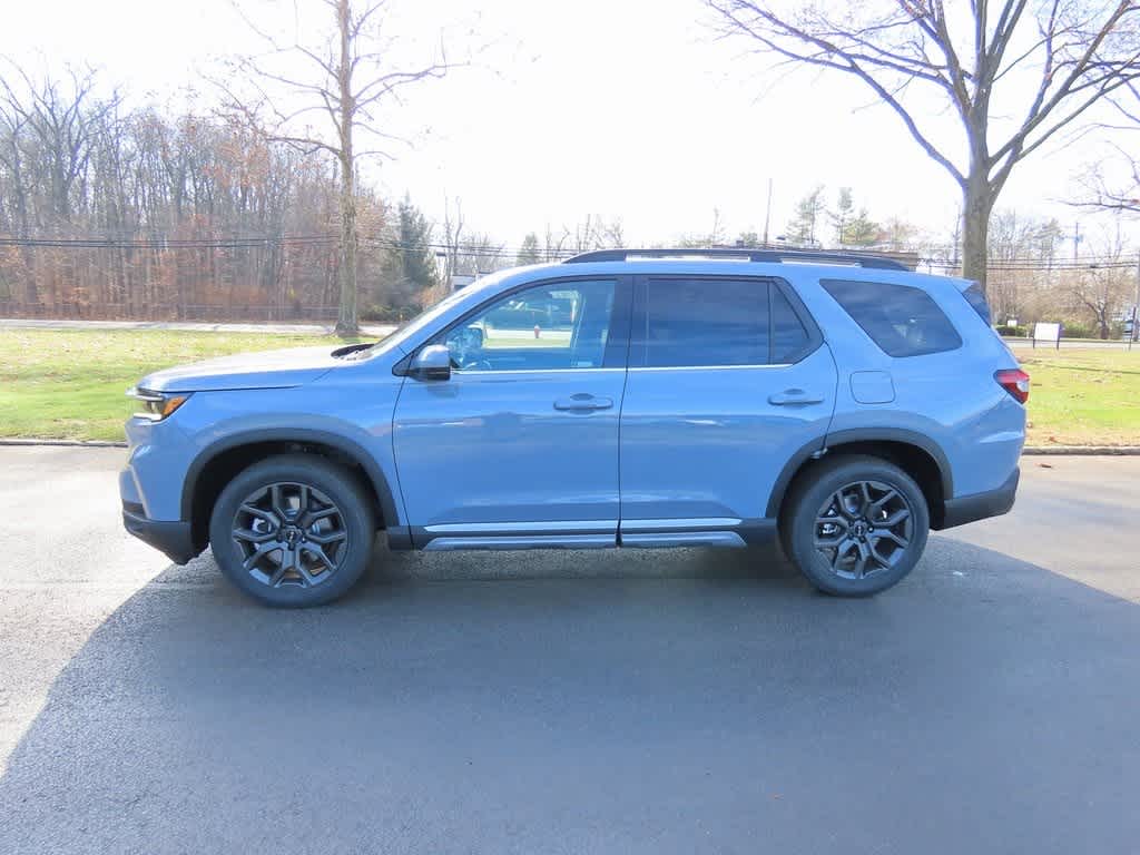 Thumbnail: 2025 Honda Pilot - 3