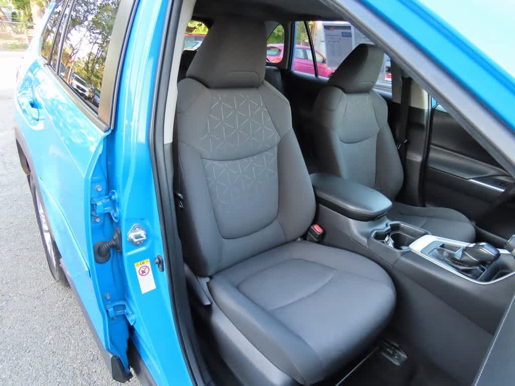 Thumbnail: 2019 Toyota RAV4 - 16
