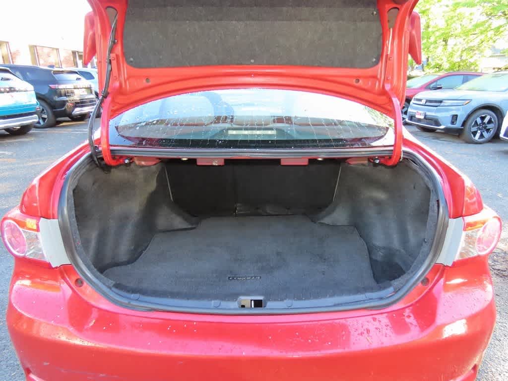 2011 Toyota Corolla LE 10