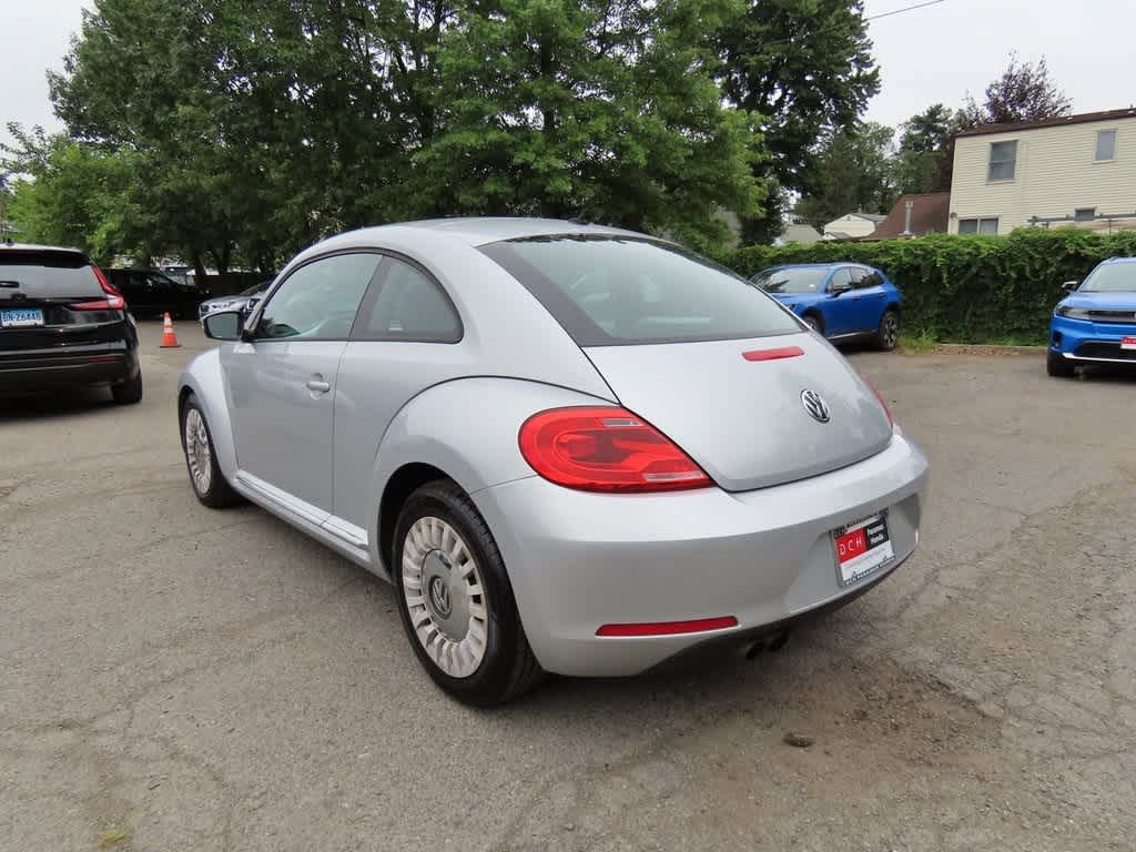 Thumbnail: 2013 Volkswagen Beetle - 4