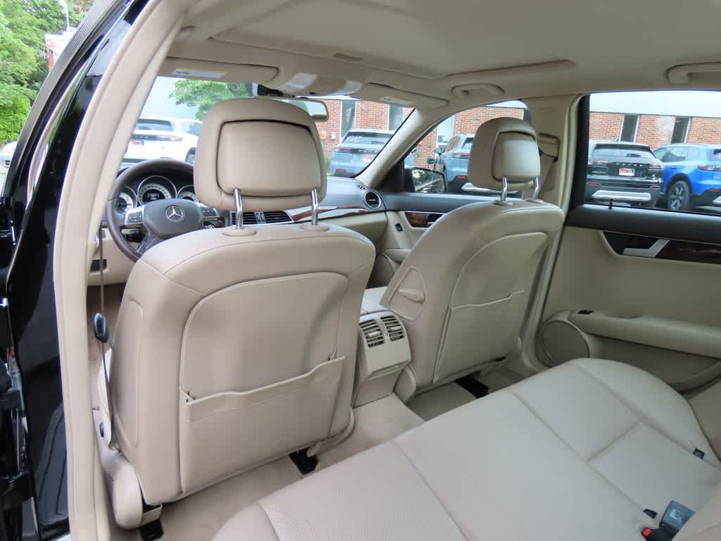 Thumbnail: 2014 Mercedes-Benz C-Class - 14