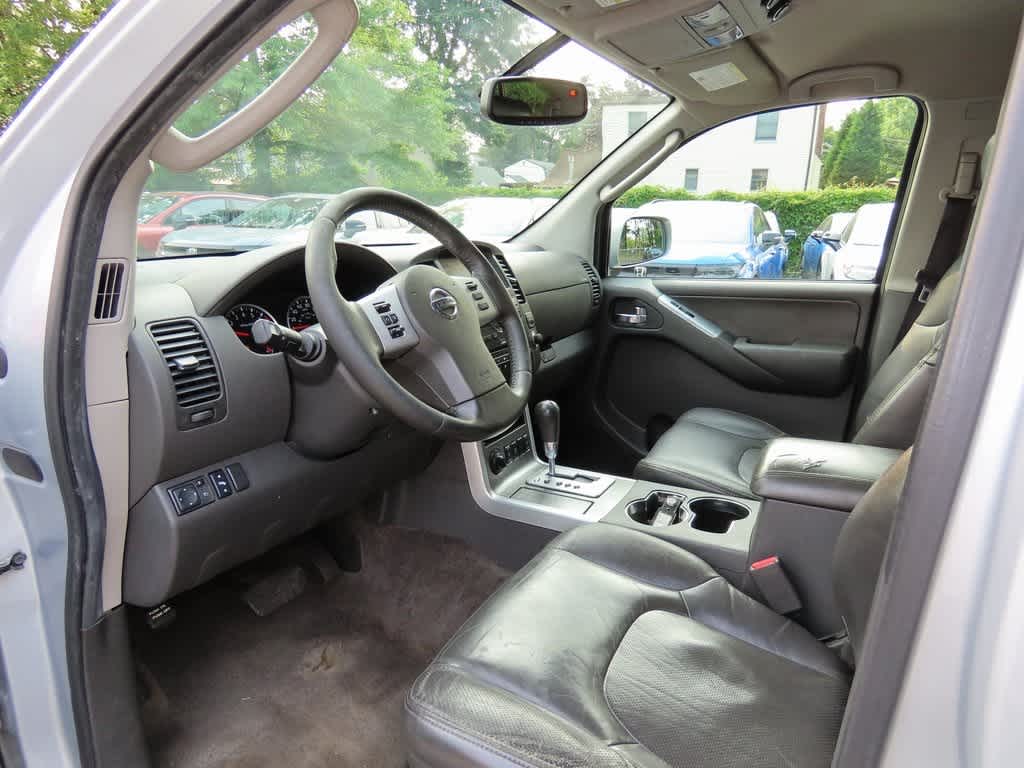 Thumbnail: 2011 Nissan Pathfinder - 2