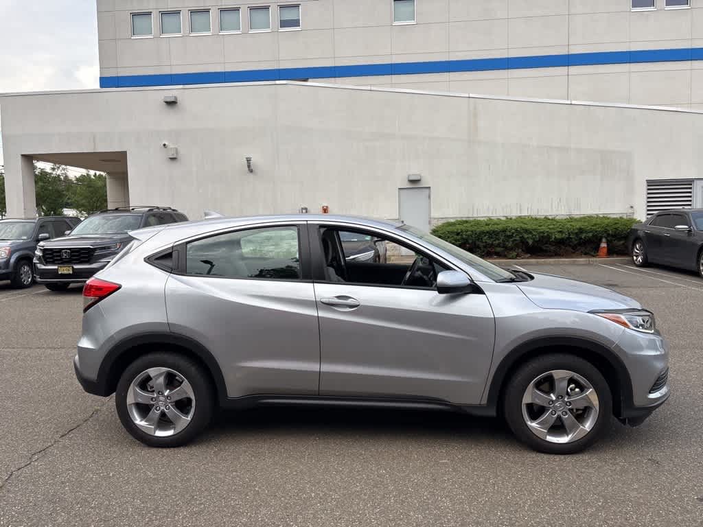 Thumbnail: 2022 Honda HR-V - 8
