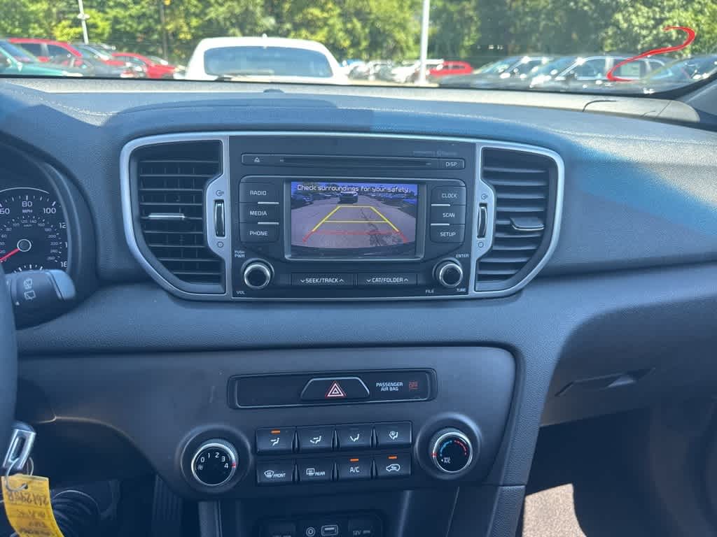 Thumbnail: 2017 Kia Sportage - 32