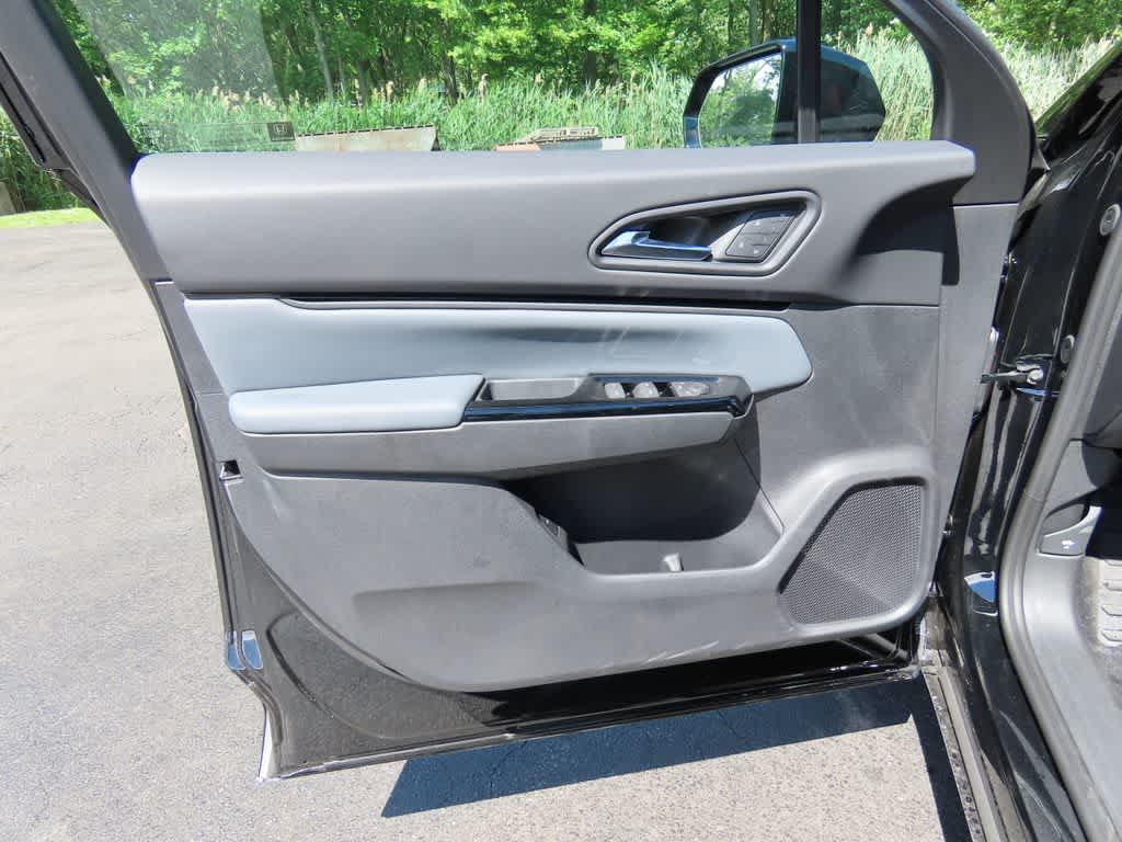 Thumbnail: 2026 Honda Prologue - 16