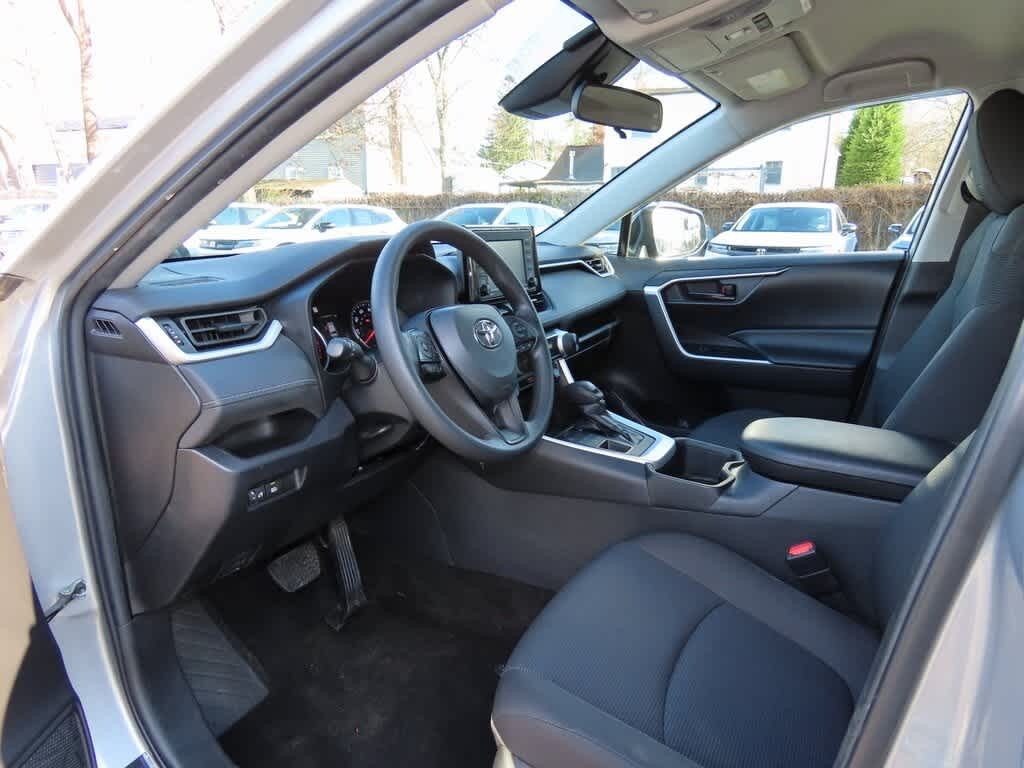 Used 2022 Toyota RAV4 LE SUV