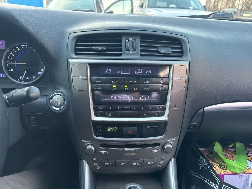 Thumbnail: 2012 Lexus IS - 23