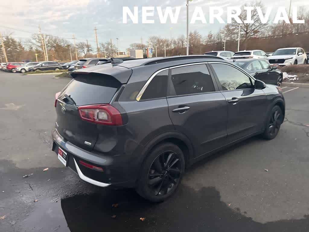 Thumbnail: 2018 Kia Niro - 18