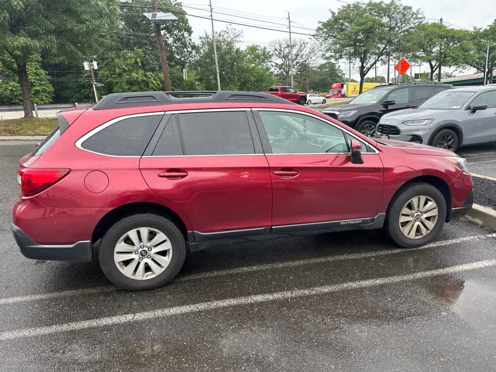 Thumbnail: 2018 Subaru Outback - 11