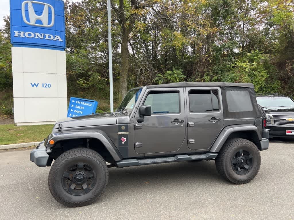 Thumbnail: 2016 Jeep Wrangler - 11