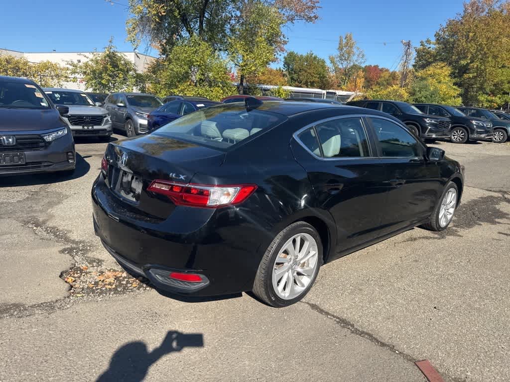 Thumbnail: 2018 Acura ILX - 16