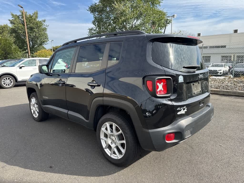 Thumbnail: 2022 Jeep Renegade - 4