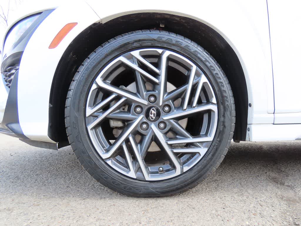 Thumbnail: 2022 Hyundai Kona - 10