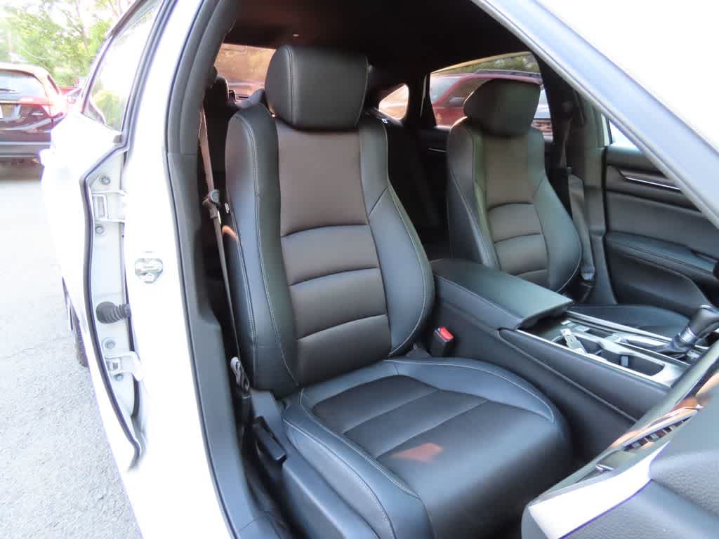 Thumbnail: 2019 Honda Accord - 16