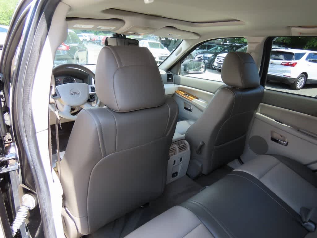 Thumbnail: 2008 Jeep Grand Cherokee - 16
