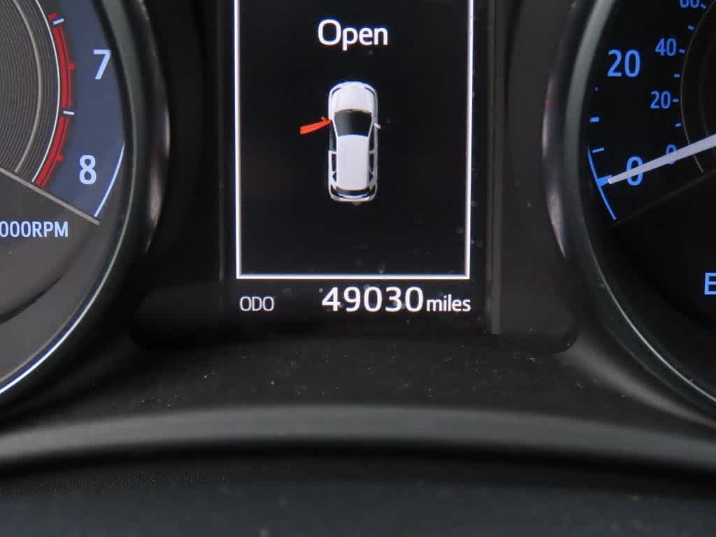 Thumbnail: 2017 Toyota Corolla iM - 23