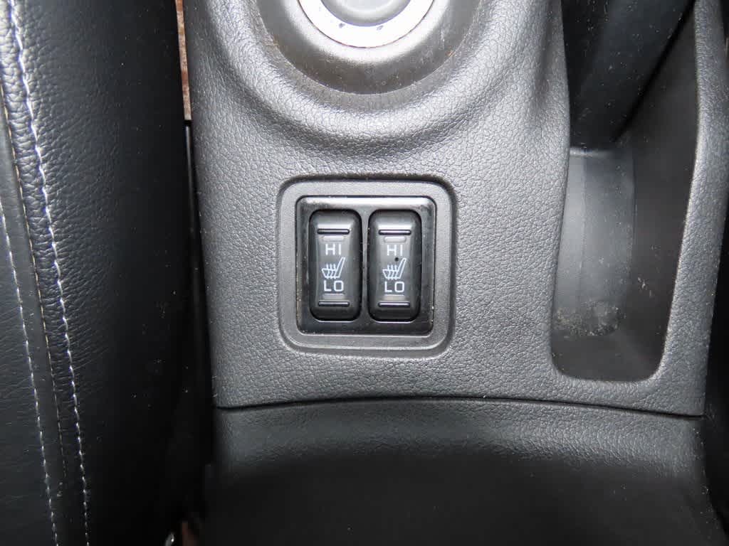 Thumbnail: 2016 Mitsubishi Outlander - 23
