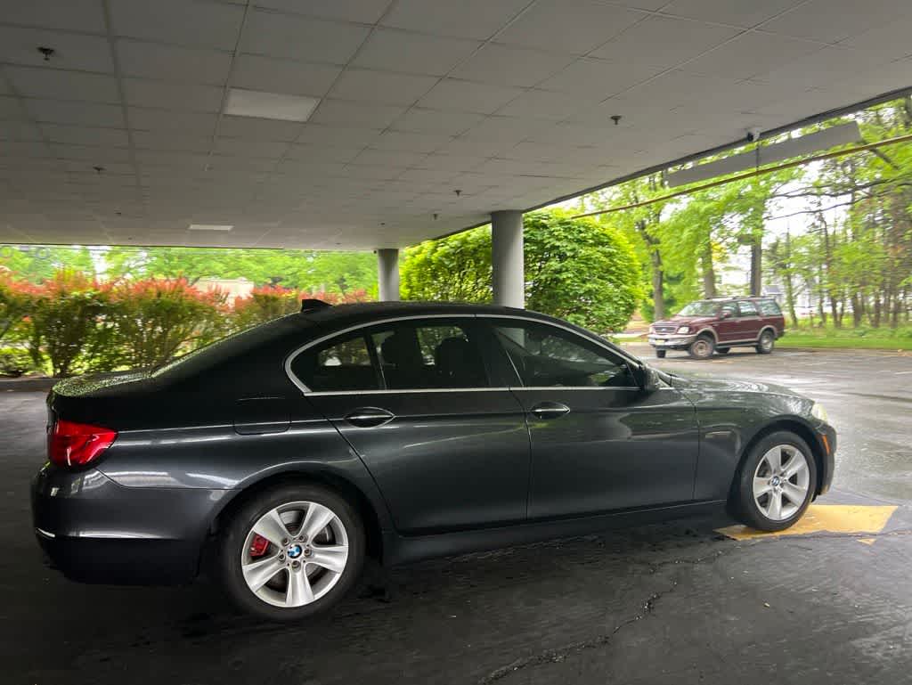 Thumbnail: 2013 BMW 5 Series - 20