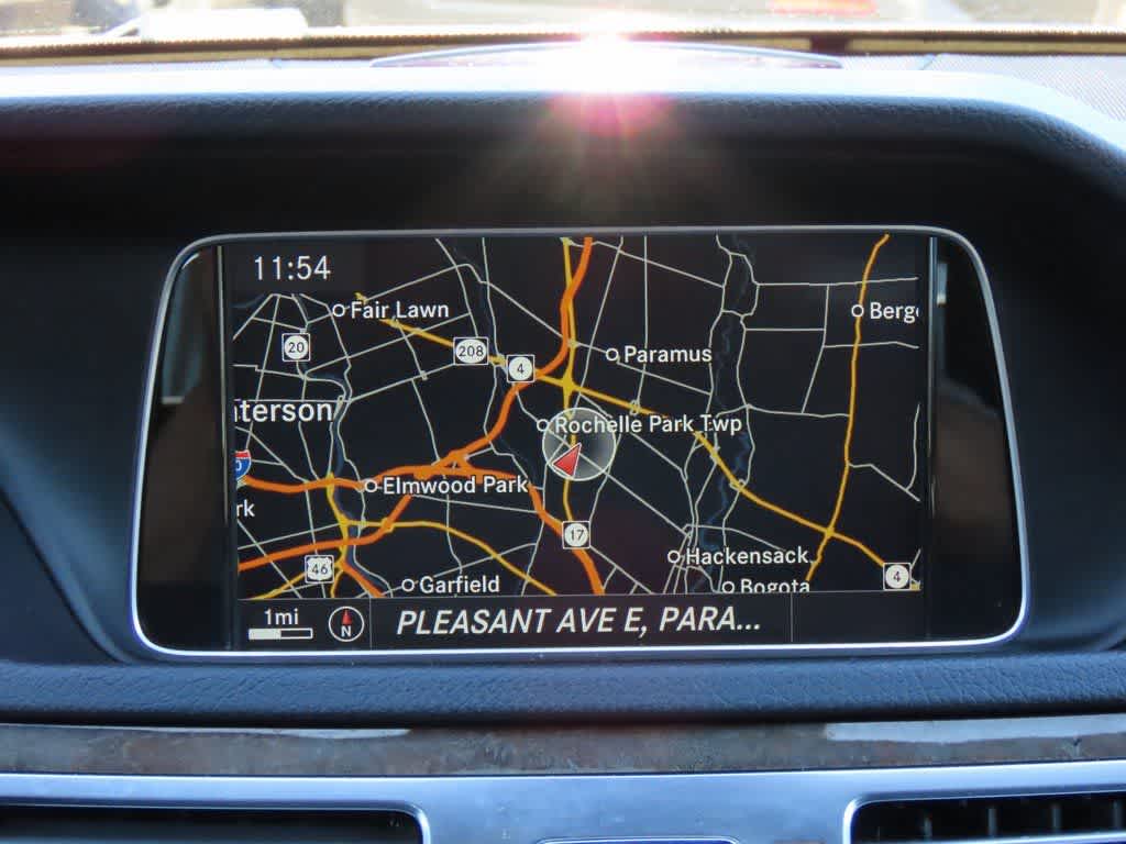 Thumbnail: 2015 Mercedes-Benz E-Class - 20