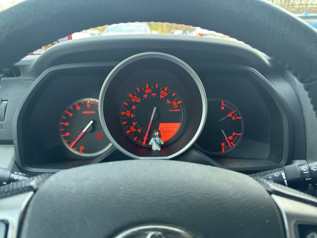 Thumbnail: 2011 Toyota 4Runner - 8