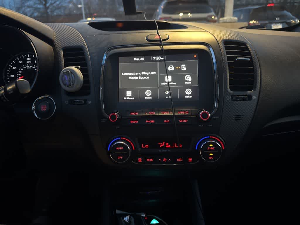 Thumbnail: 2018 Kia Forte - 22