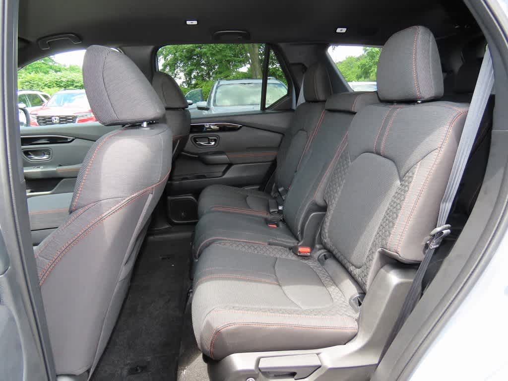 2025 Honda Pilot Sport 13