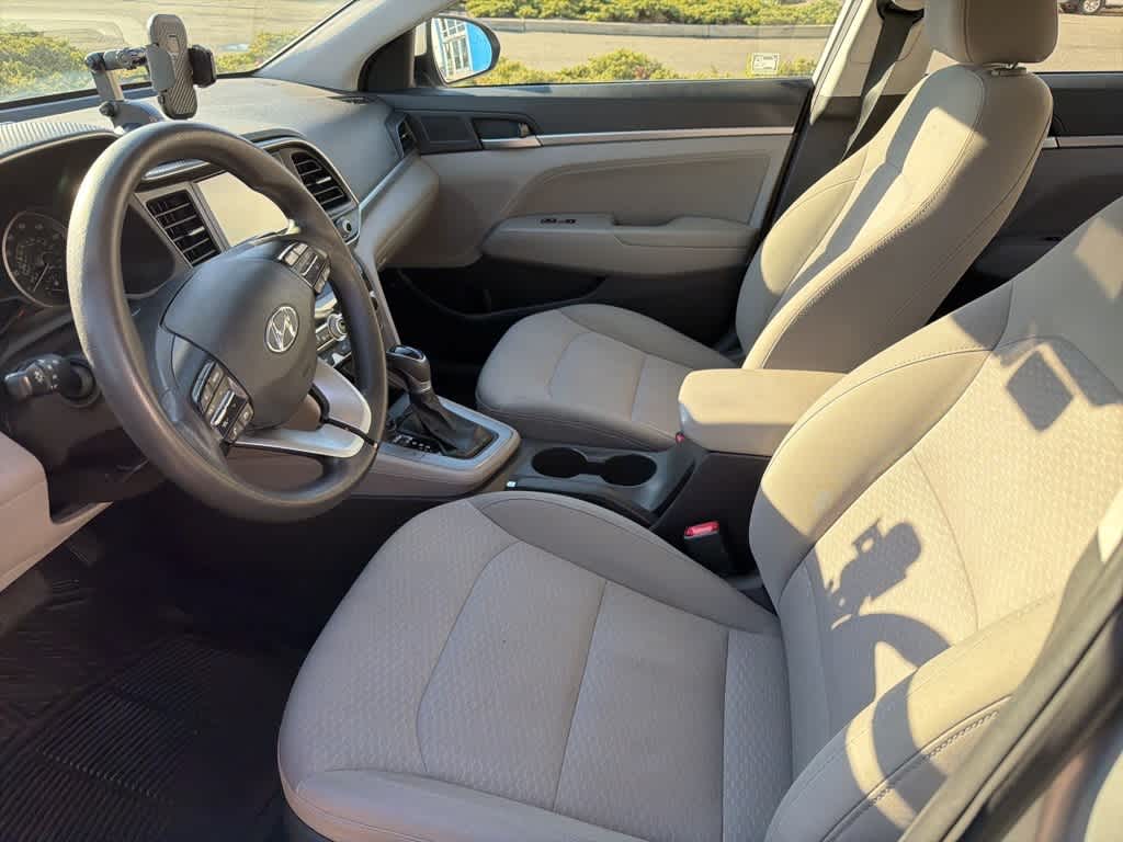 Thumbnail: 2020 Hyundai Elantra - 19