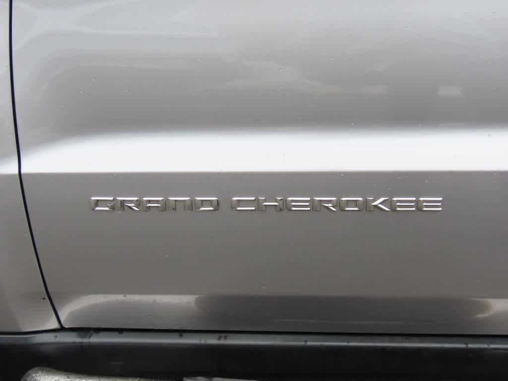 Thumbnail: 2015 Jeep Grand Cherokee - 7