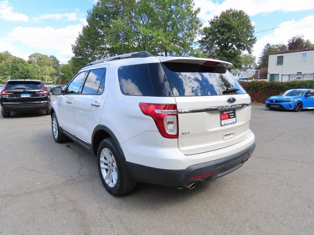 Thumbnail: 2015 Ford Explorer - 4