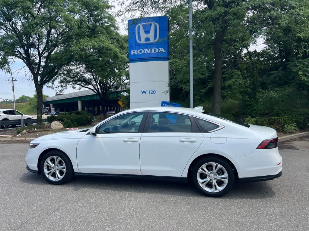 Thumbnail: 2023 Honda Accord - 8