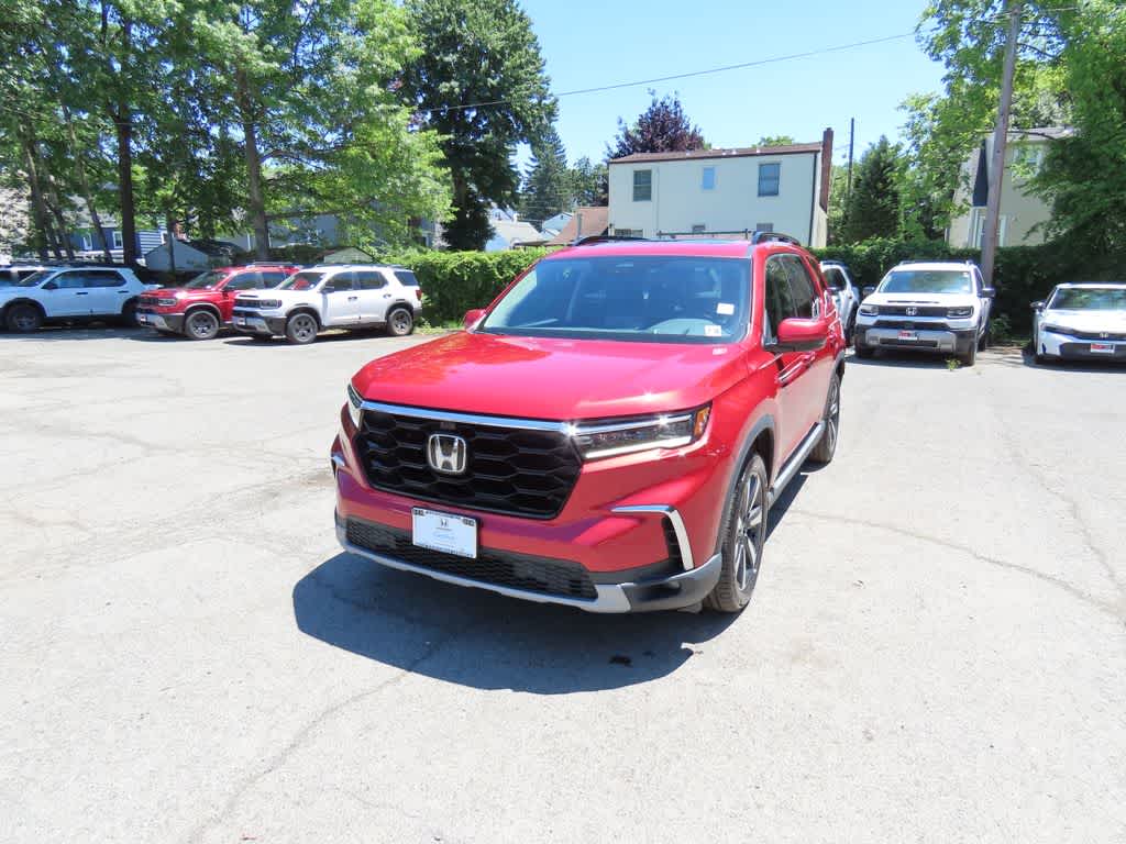 Thumbnail: 2023 Honda Pilot - 1