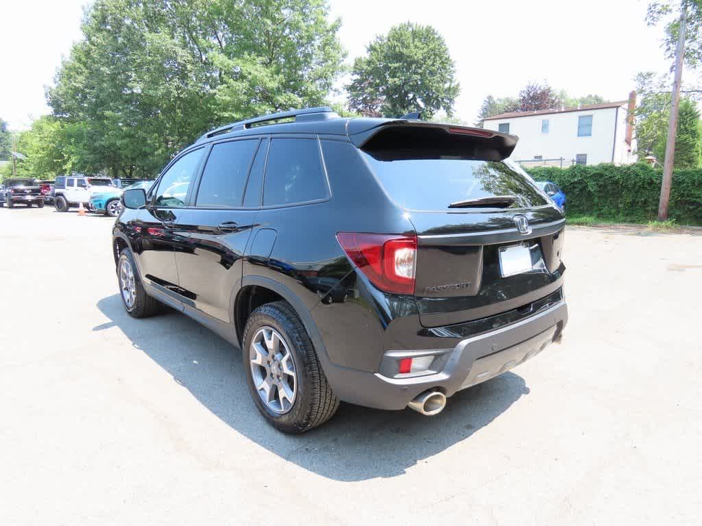 Thumbnail: 2023 Honda Passport - 4