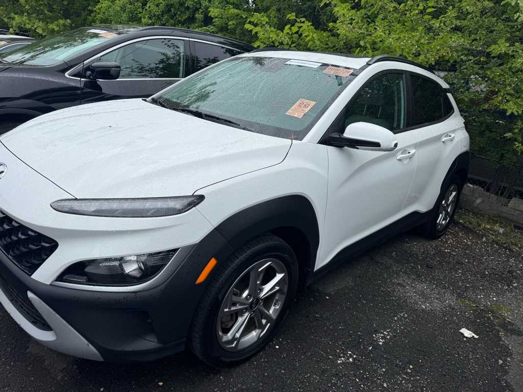 2022 Hyundai Kona SEL 4